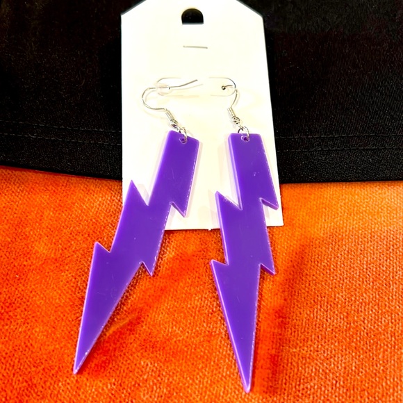 NWT Lightning Bolt Earrings - Picture 1 of 8